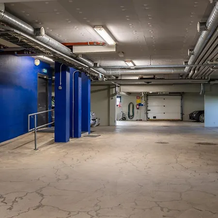 Apartment 1-bedroom Beachfront With Balcony, Sauna And Parking In Aurinkolahti *