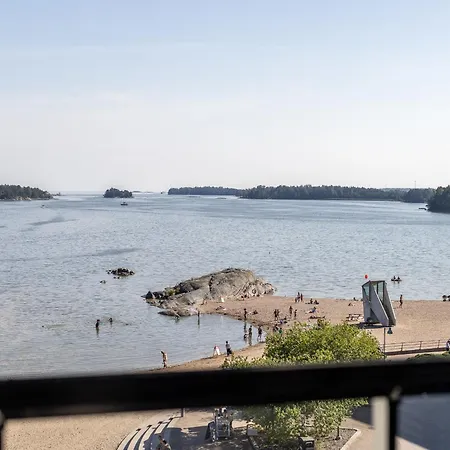 Apartment 1-bedroom Beachfront With Balcony, Sauna And Parking In Aurinkolahti Helsinki