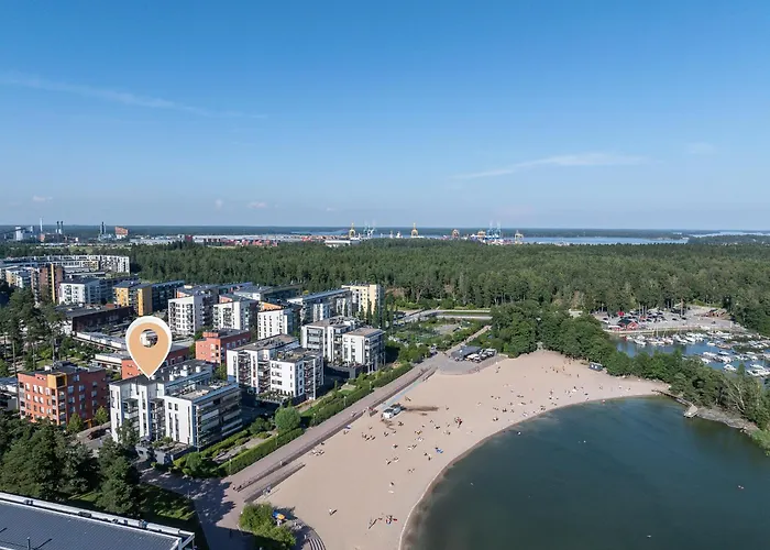 Apartmán 1-bedroom Beachfront With Balcony, Sauna And Parking In Aurinkolahti *