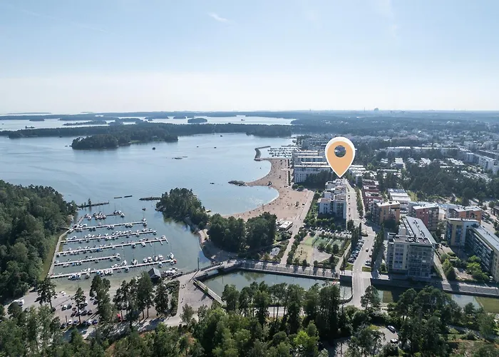 1-bedroom Beachfront With Balcony, Sauna And Parking In Aurinkolahti *