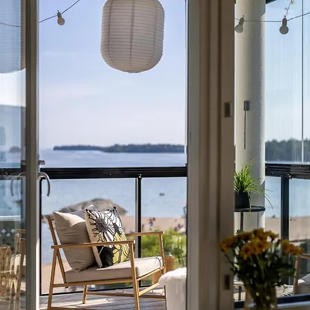 1-bedroom Beachfront With Balcony, Sauna And Parking In Aurinkolahti *